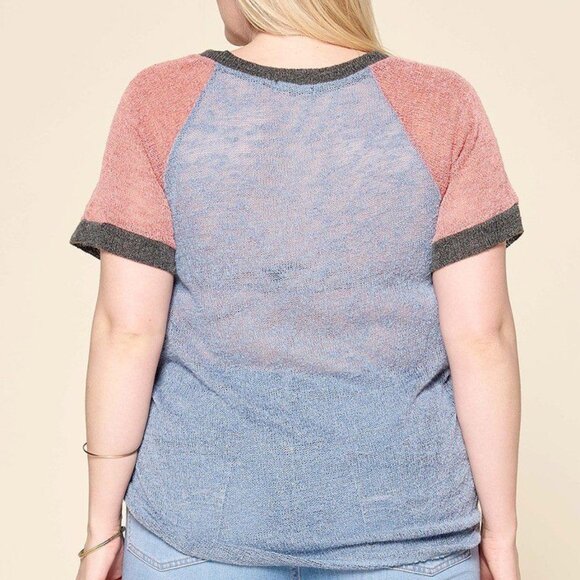 Color-blocked Sweater Knit Top - Picture 3 of 3